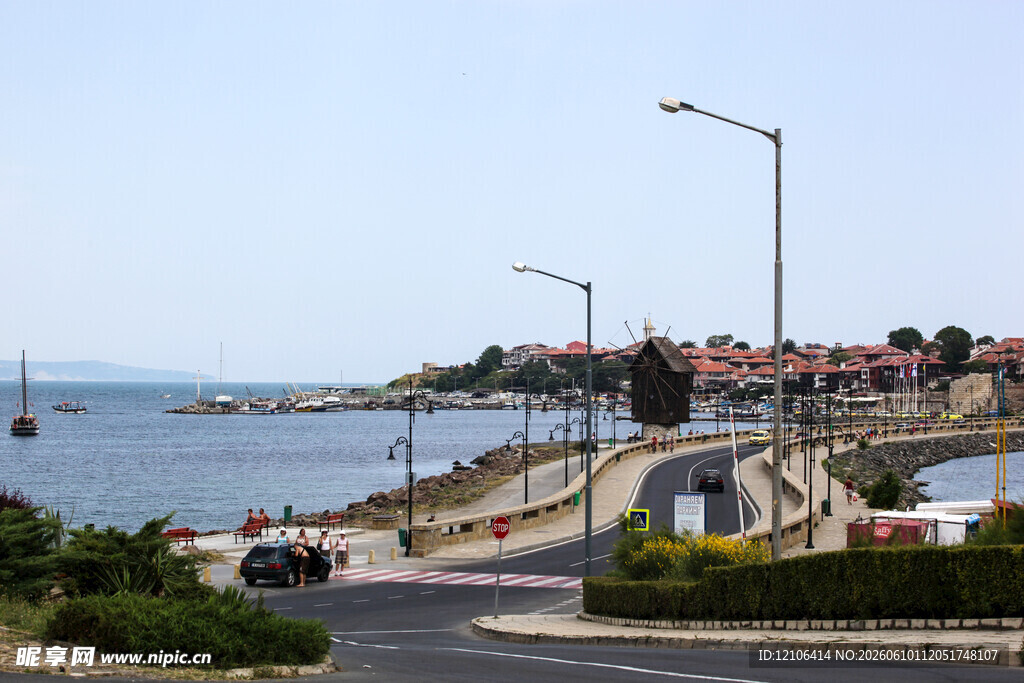 海滨公路旁的美丽景致
