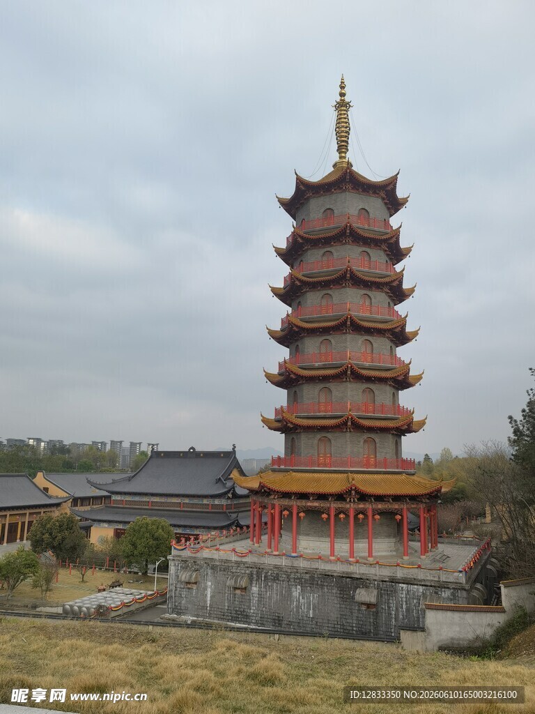 古色古香的多层宝塔建筑
