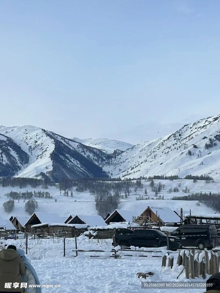 雪后山村