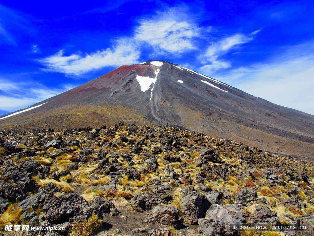 壮丽火山景观