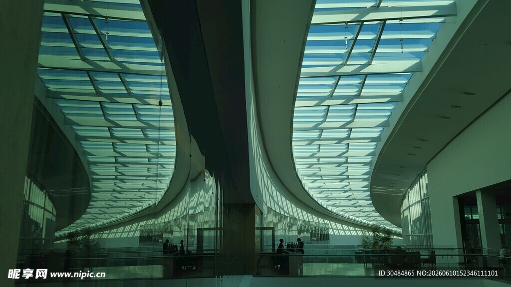 现代风格的室内建筑空间