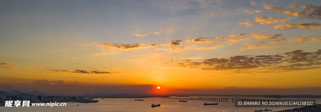 海上壮丽日出美景