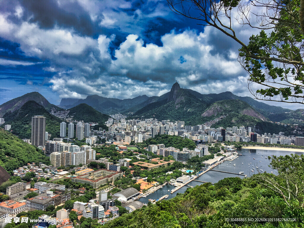 里约城市与山峦美景