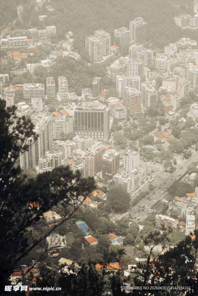 山城俯瞰景