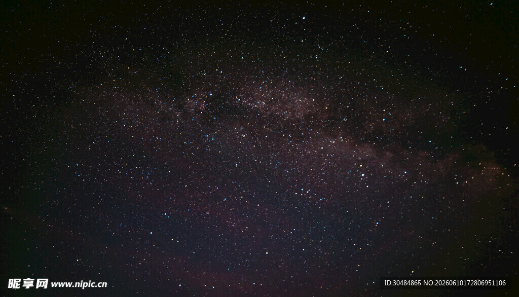 璀璨夜空下的壮丽星河