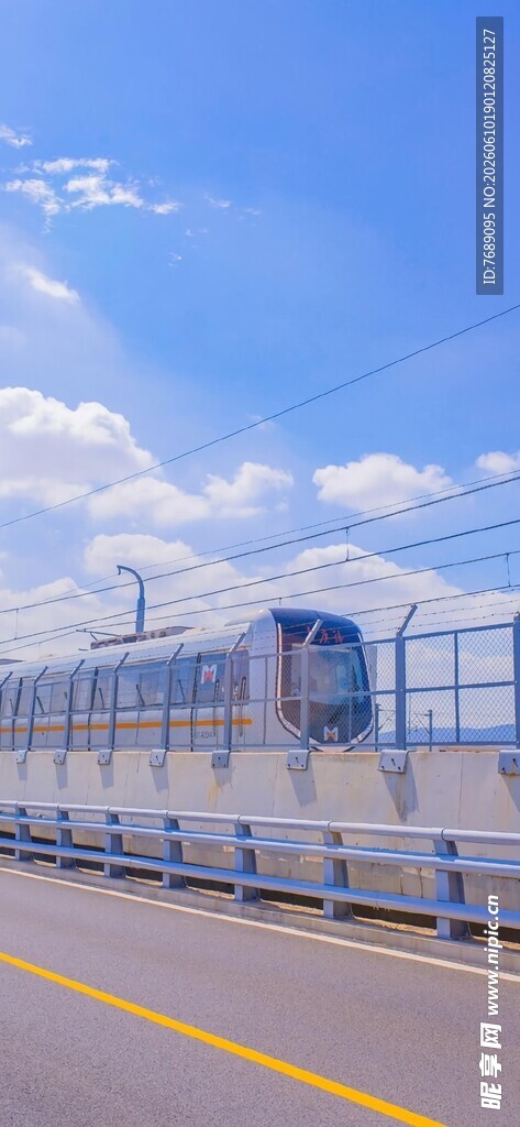 跨海地铁列车