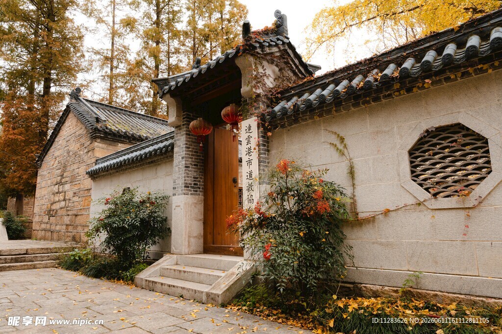中式古宅庭院景致