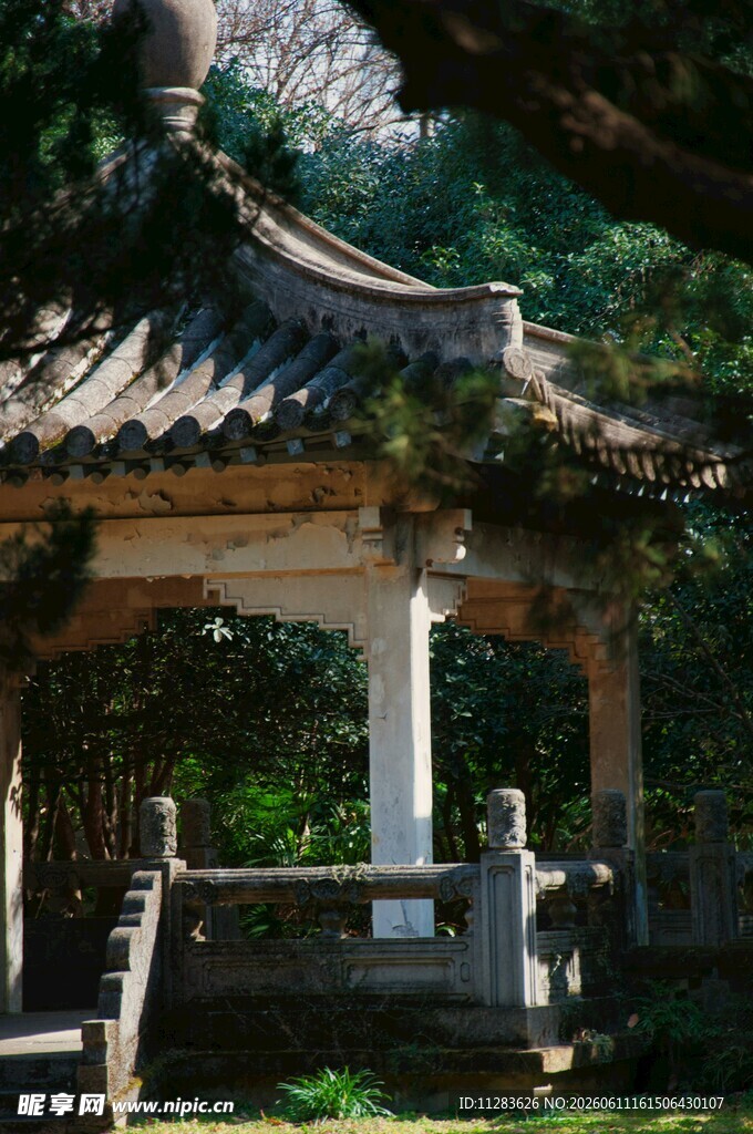 中式古典凉亭景观