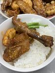 排骨鸡翅盖浇饭