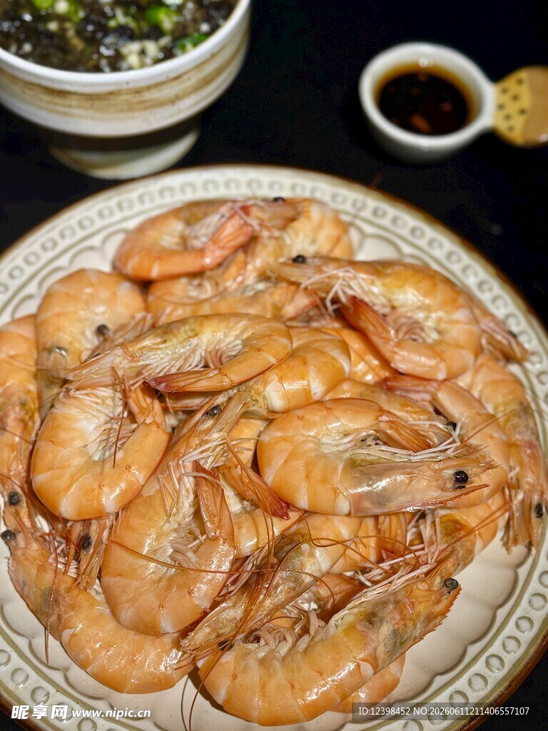 一盘美味鲜虾