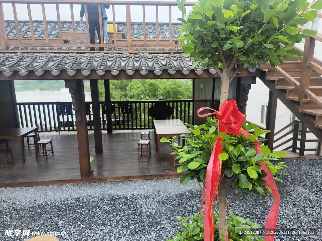 西河古镇庭院中式景观装饰布置