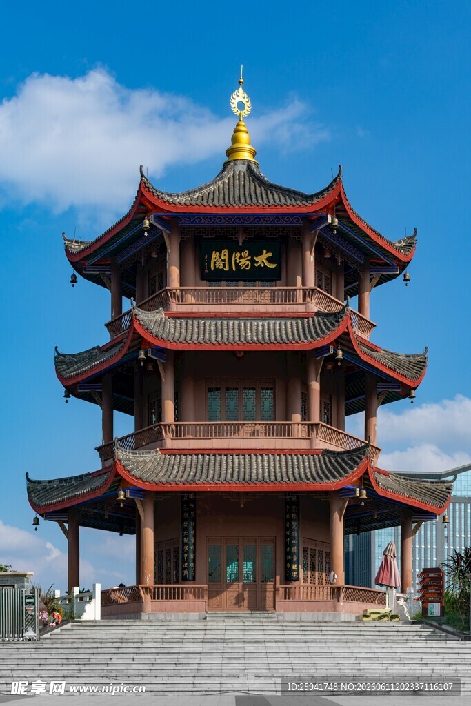 中式多层古建筑塔楼