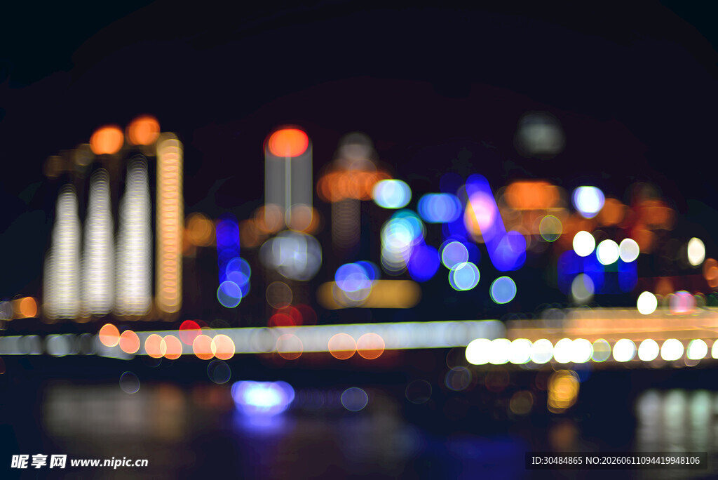 城市夜景灯光璀璨