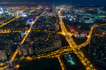 城市璀璨夜景俯瞰图