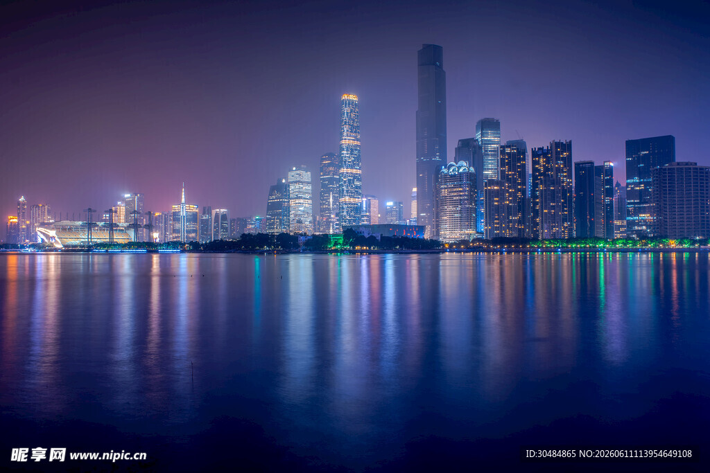 深圳璀璨夜景城市天际线