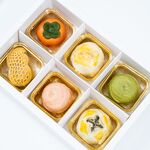 精致多彩糕点组合