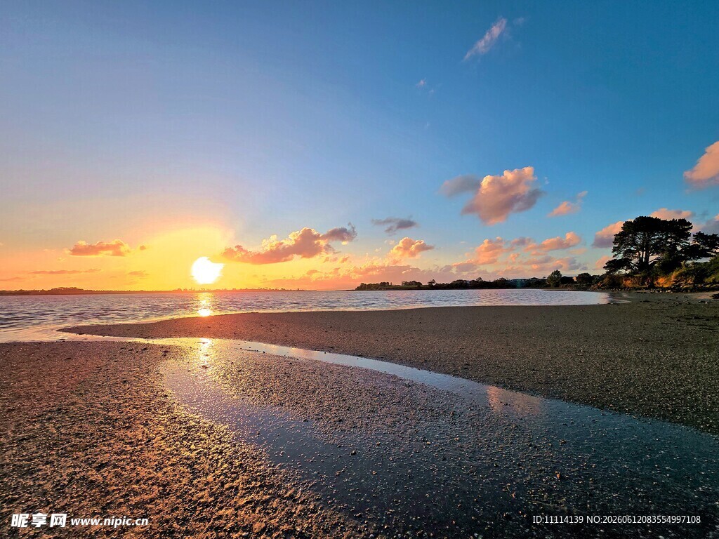 海边日落美景