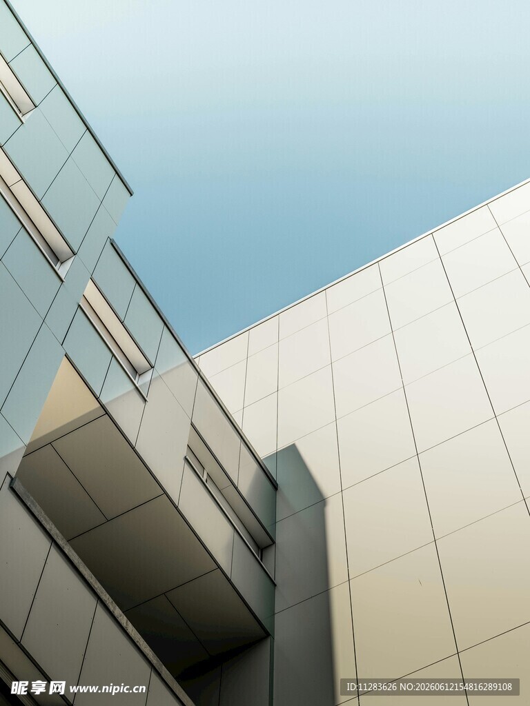 现代建筑外观局部