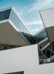 现代风格独特建筑外观