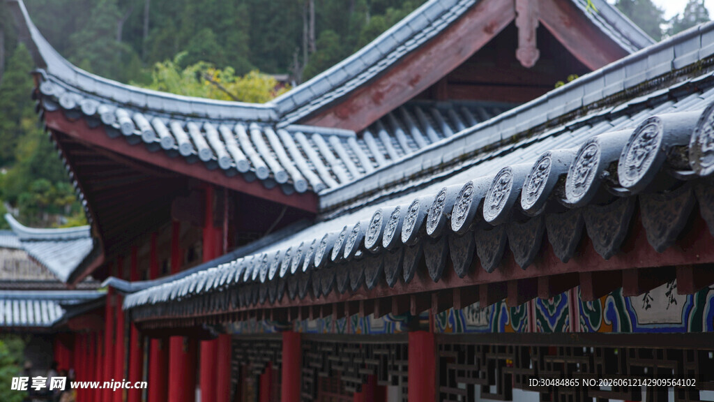 丽江古城木府古建筑屋檐