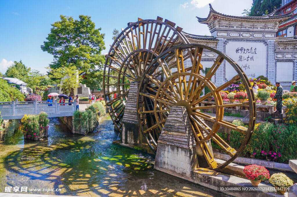 丽江古城大水车景观