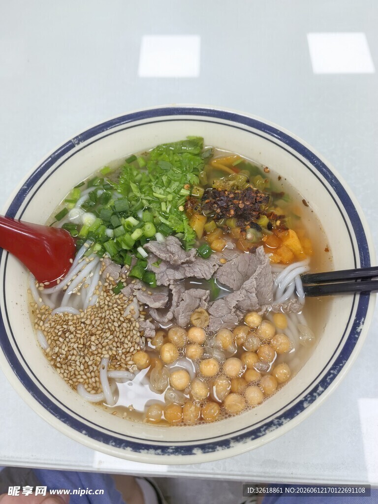 美味鲜香的特色风味米线