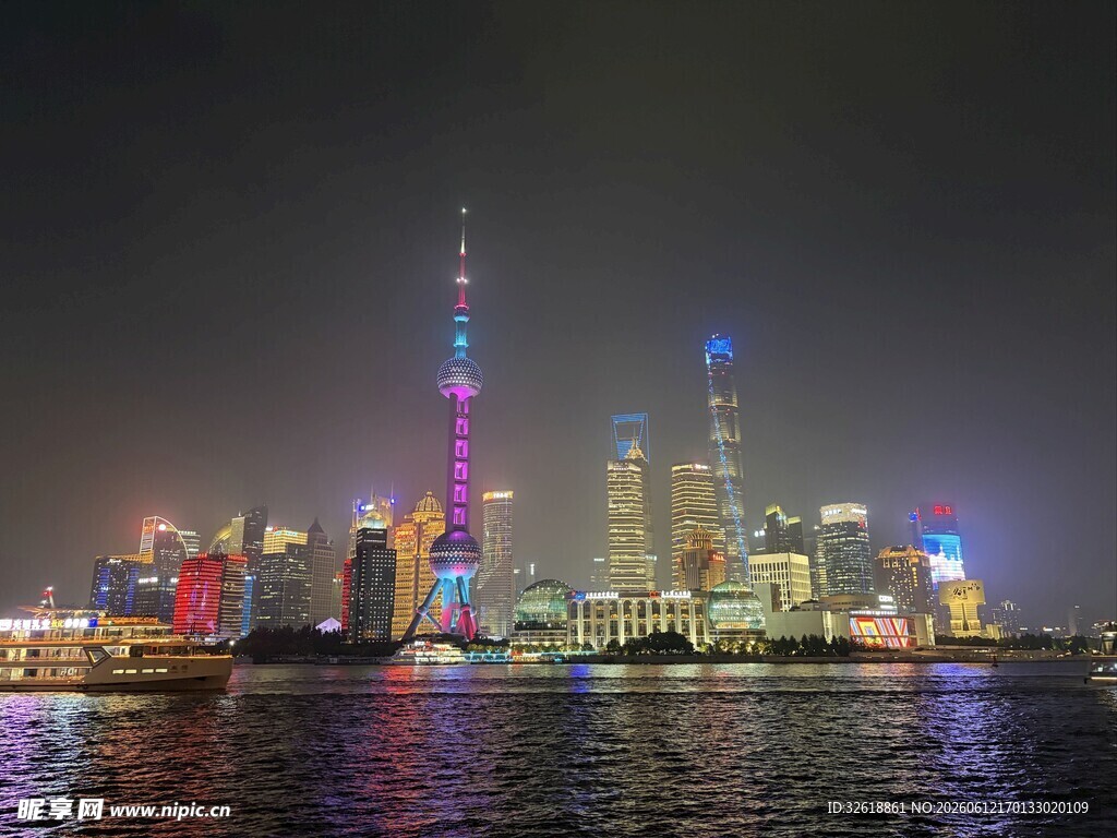 上海外滩璀璨夜景