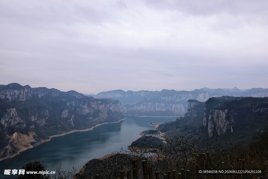 壮丽山水峡谷景观