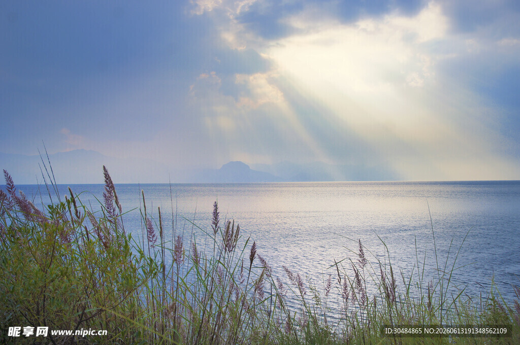 海边日出美景