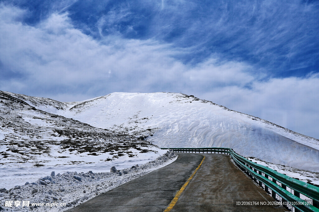 雪山公路风景