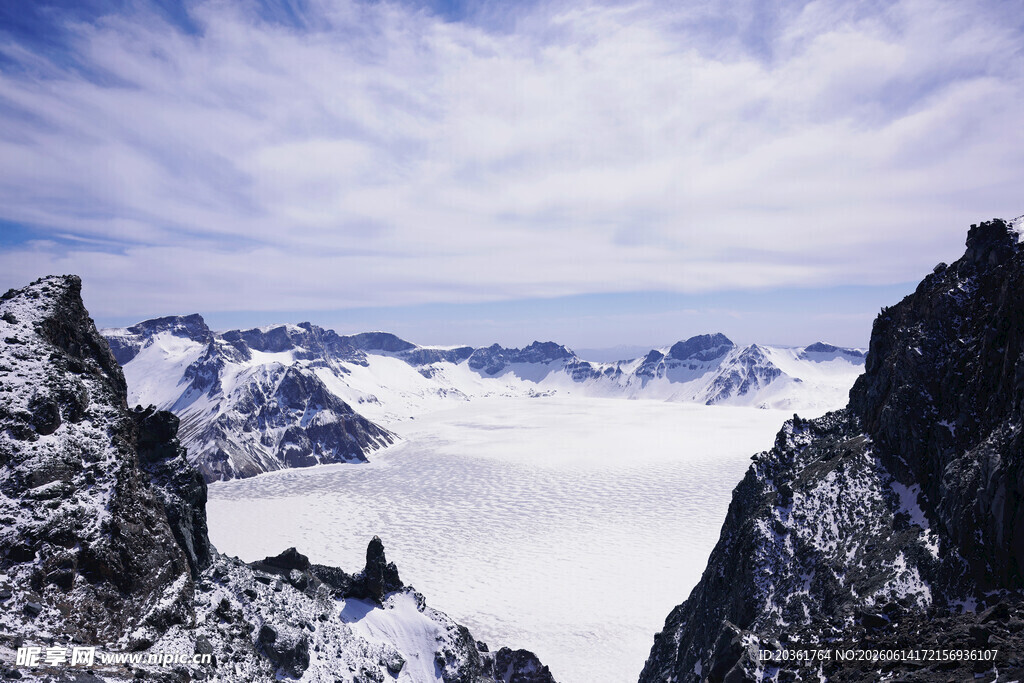 壮丽雪山景观