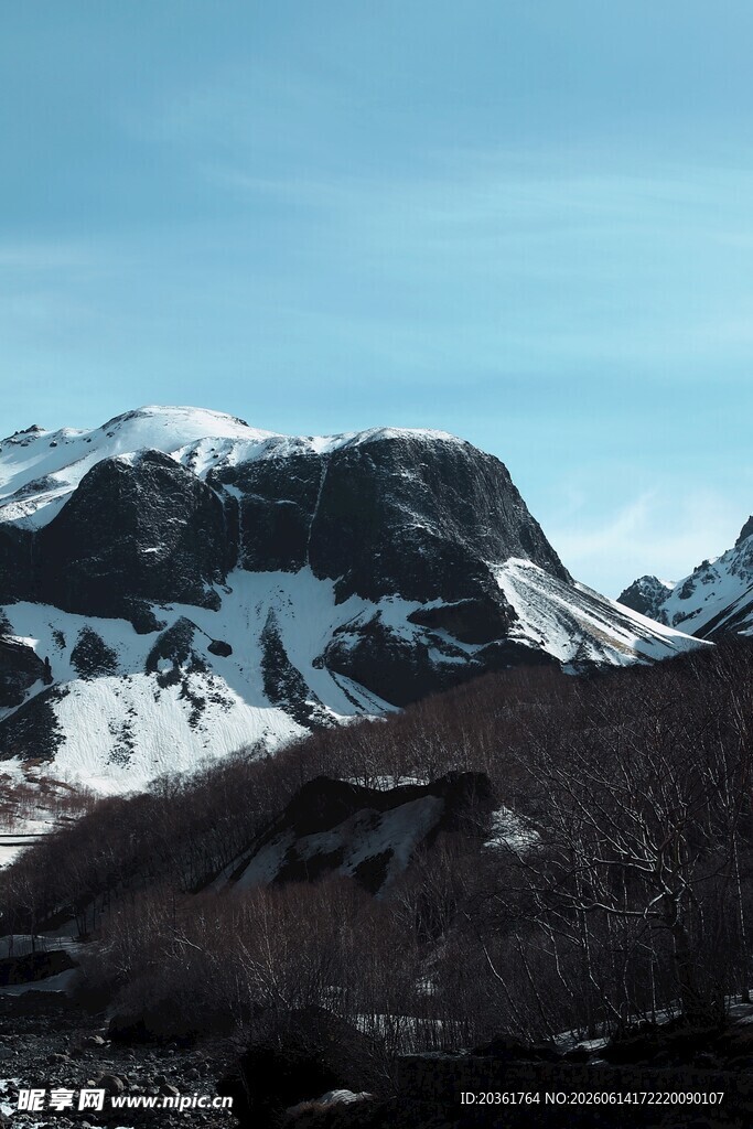 雪山壮丽景观