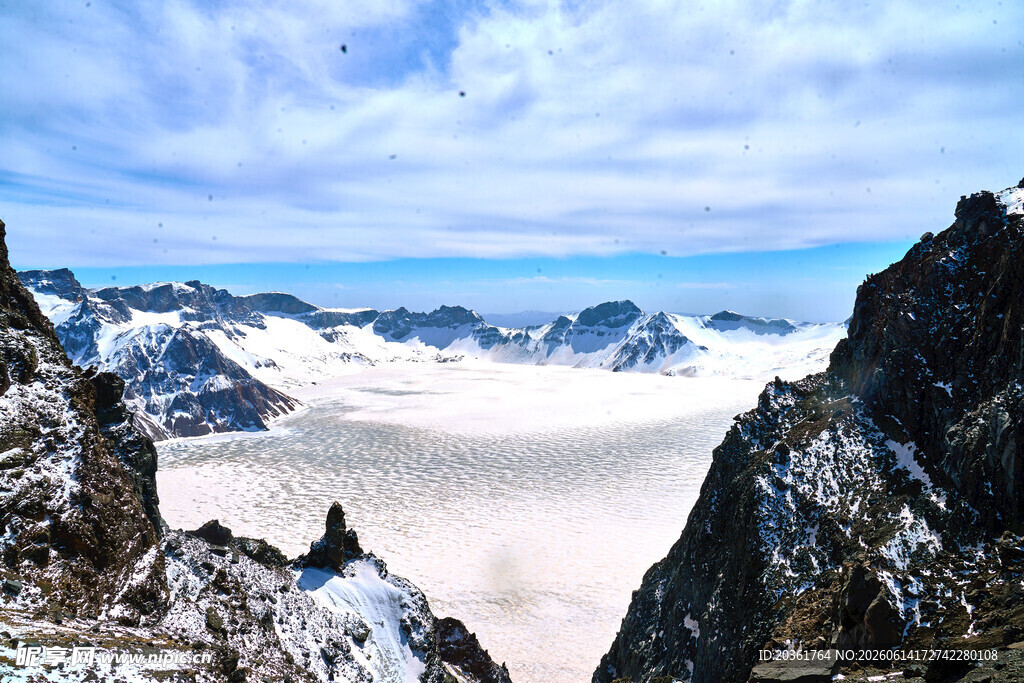 雪山壮丽景观