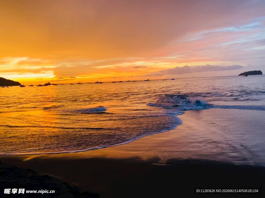 海边绝美日落海景画面