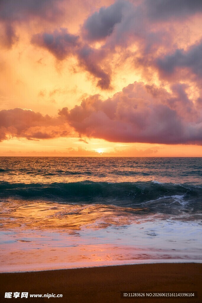 海边绚丽日落美景