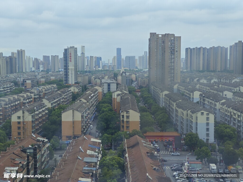 城市住宅区俯瞰景象