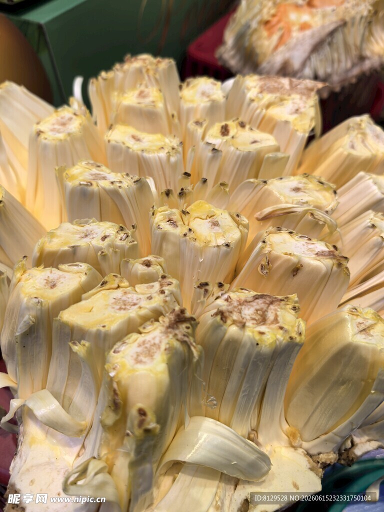 新鲜榴莲果肉特写