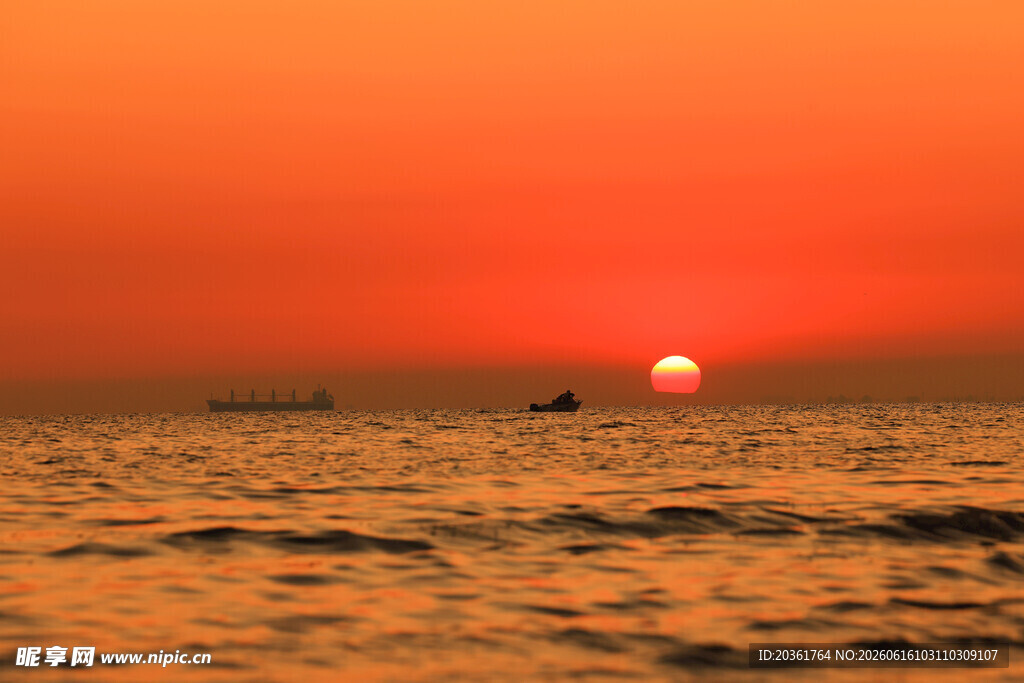 海上落日美景