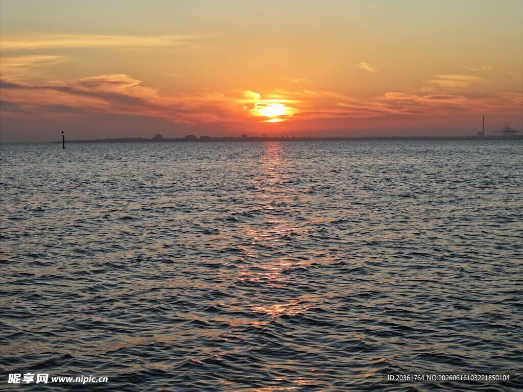 海上落日美景