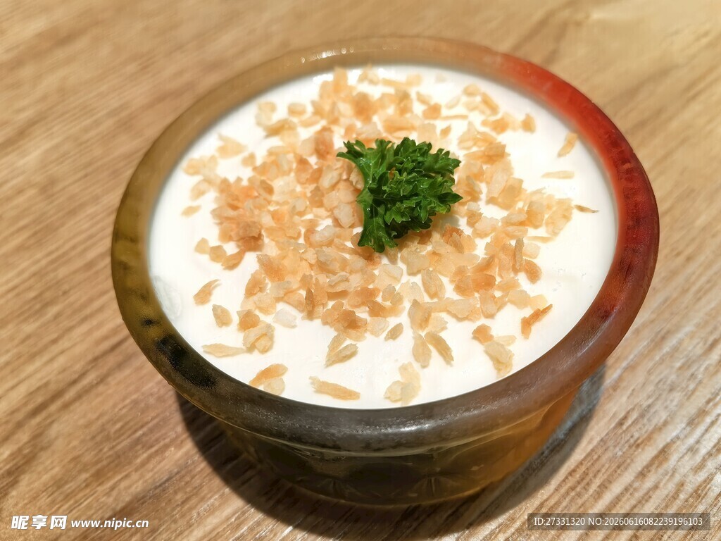 美味撒料酸奶