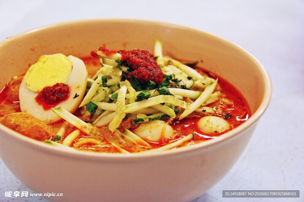 美味特色汤面一碗西餐美食菜肴图