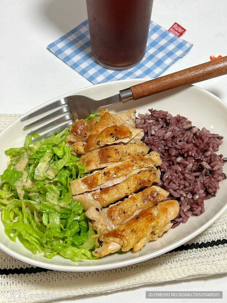 鸡排盖浇饭