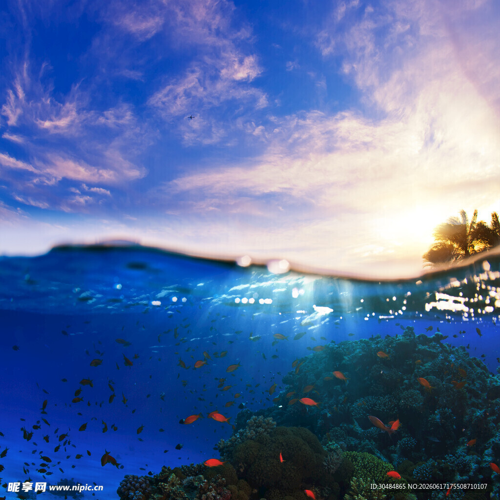 梦幻海底与海面天空景观