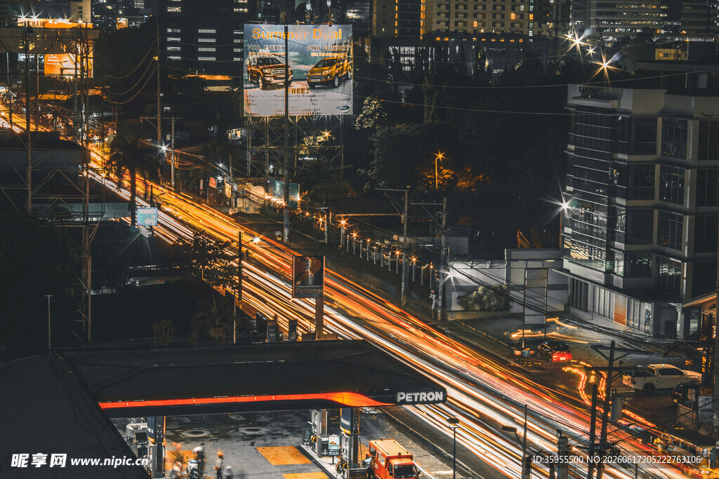 城市夜景铁轨光影