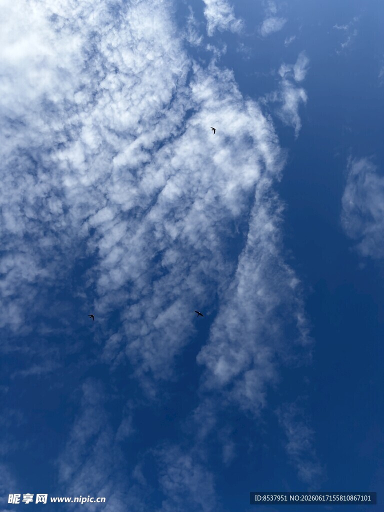 蓝天白云