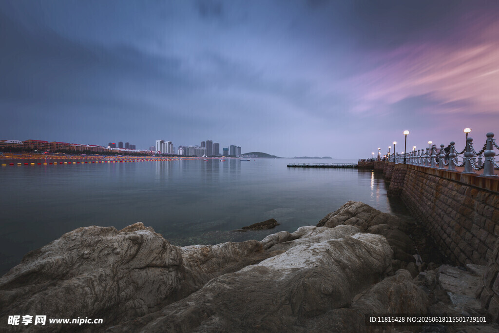 海滨暮色美景