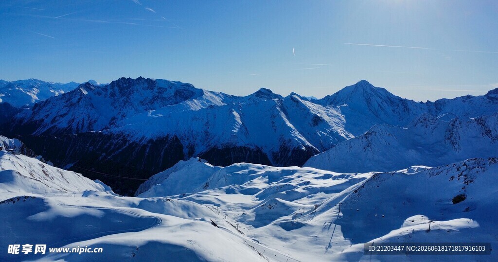 壮丽雪山美景