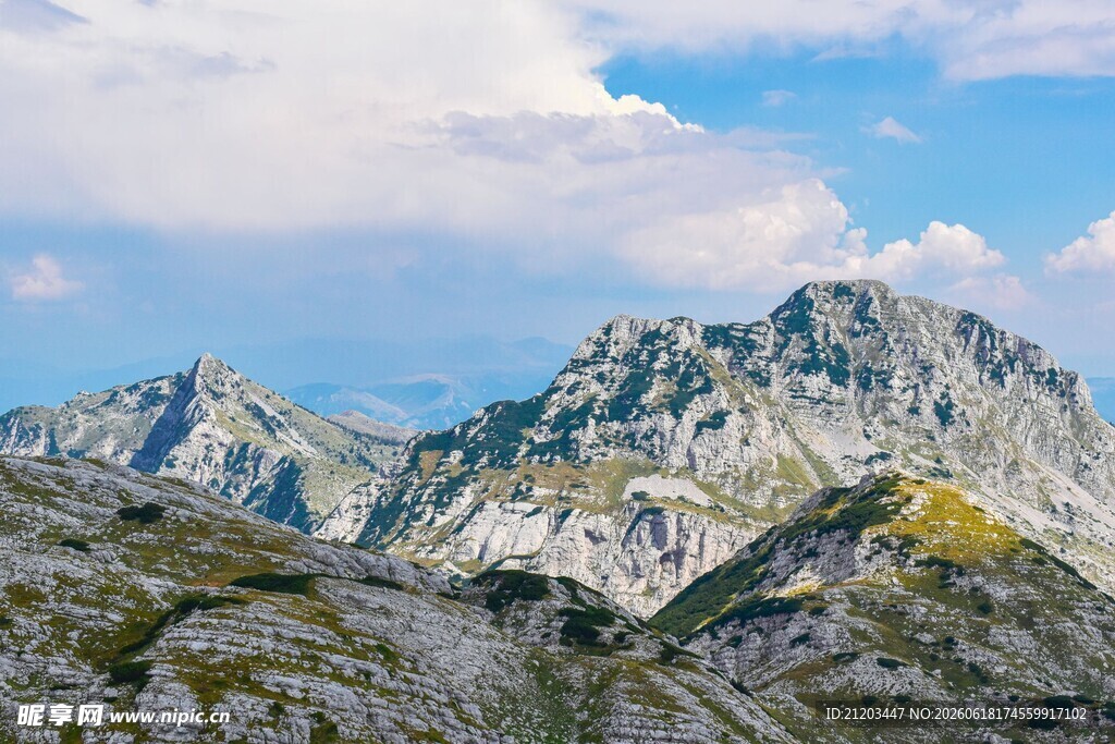 壮丽高山美景