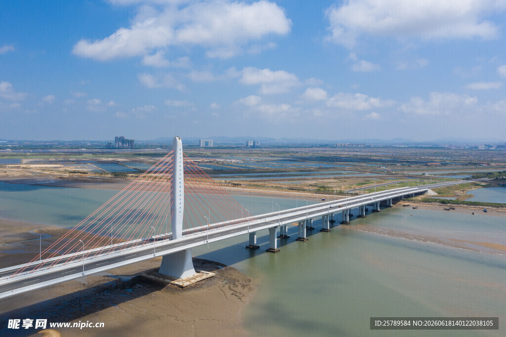 跨海大桥航拍美景