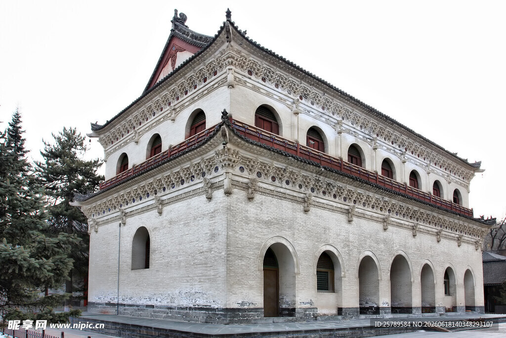 古典风格多层建筑景观